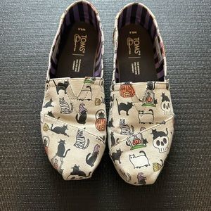 Halloween TOMS